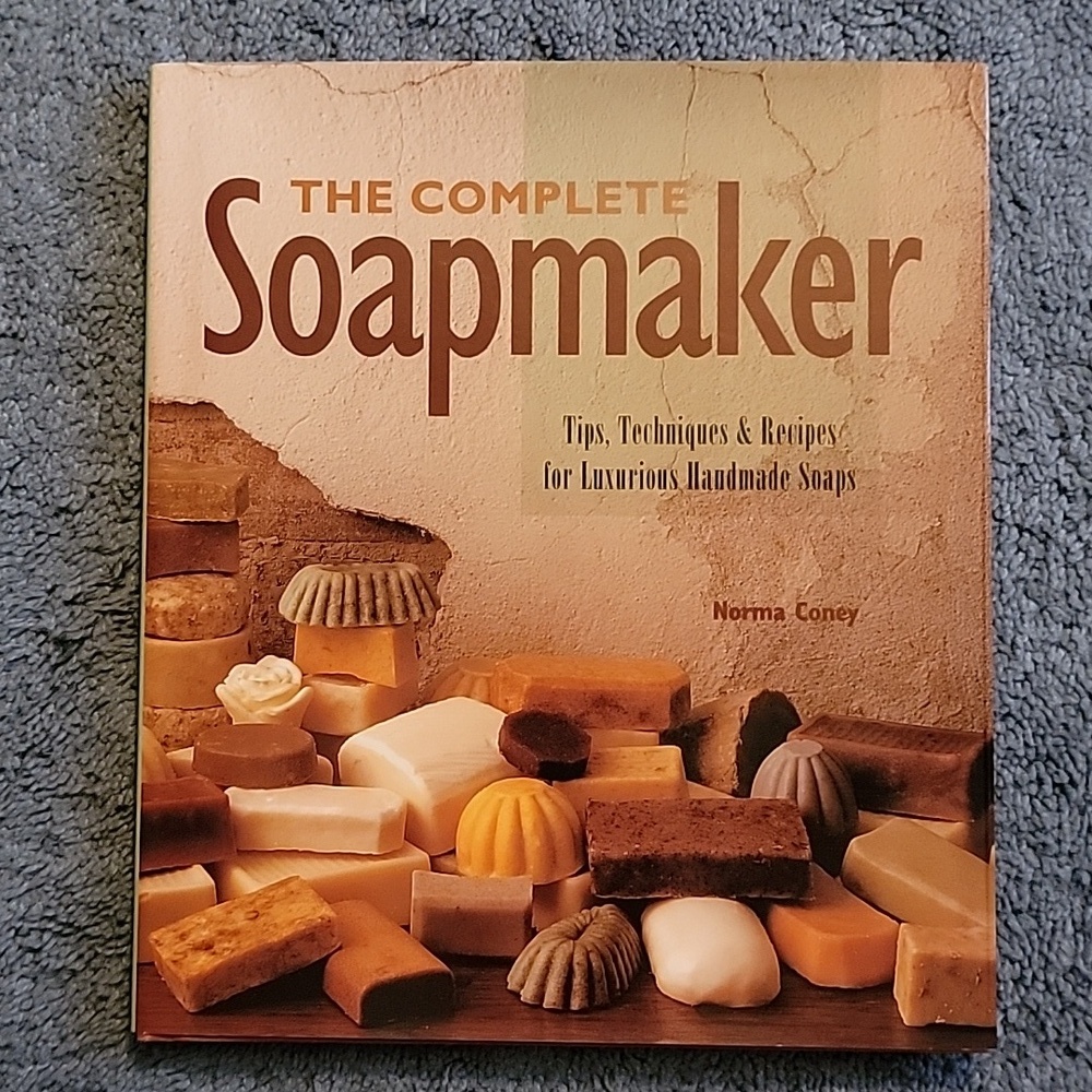 The Complete Soapmaker Hardback book.  Like new, 128 pages.